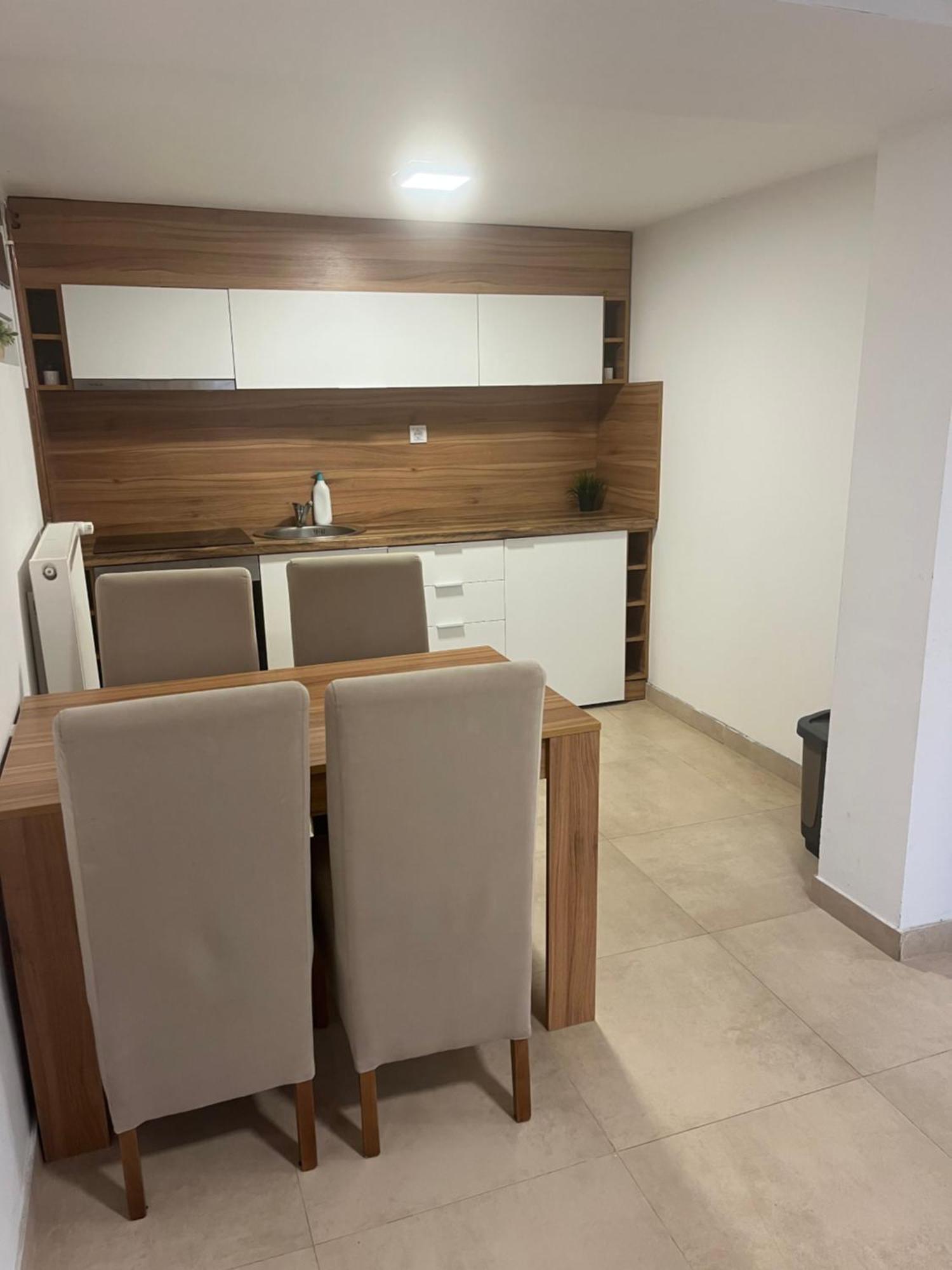 Apartmani Tesla Сокобаня Екстер'єр фото